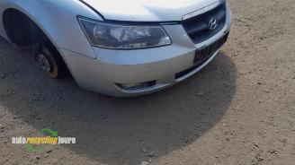 Hyundai Sonata Sonata, Sedan, 2005 / 2010 2.4 16V CVVT picture 18