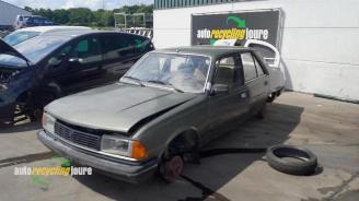 Peugeot 305 305 II (581M), Sedan, 1982 / 1990 1.6 GR,GT picture 9