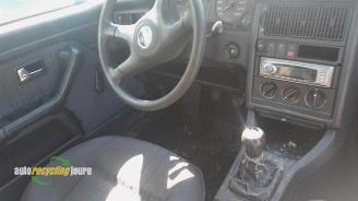 Audi 80 80 (B4), Sedan, 1991 / 1995 2.0 E picture 18