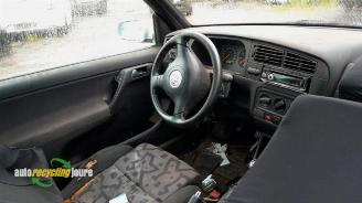 Volkswagen Golf Golf III Cabrio Restyling (1E7), Cabrio, 1998 / 2002 1.8 picture 15