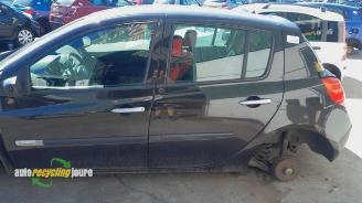 Renault Clio Clio III (BR/CR), Hatchback, 2005 / 2014 1.2 16V 75 picture 15