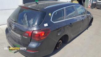 Opel Astra Astra J Sports Tourer (PD8/PE8/PF8), Combi, 2010 / 2015 1.4 Turbo 16V picture 6