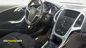 Opel Astra Astra J Sports Tourer (PD8/PE8/PF8), Combi, 2010 / 2015 1.4 Turbo 16V picture 30