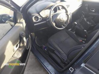 Renault Clio Clio III (BR/CR), Hatchback, 2005 / 2014 1.2 16V 75 picture 15