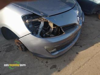 Renault Clio Clio III (BR/CR), Hatchback, 2005 / 2014 1.2 16V 75 picture 22