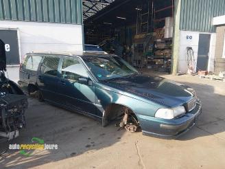 Uttjänta bilar auto Volvo V-70 V70 (GW/LW/LZ), Combi, 1997 / 2002 2.5 10V 1997/5