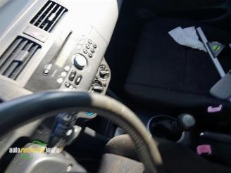 Suzuki Swift Swift (ZA/ZC/ZD1/2/3/9), Hatchback, 2005 / 2011 1.3 VVT 16V picture 31