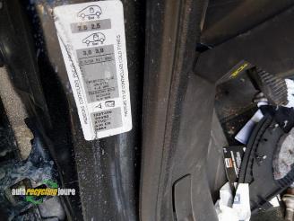 Peugeot 5008 5008 I (0A/0E), MPV, 2009 / 2017 1.6 THP 16V picture 23