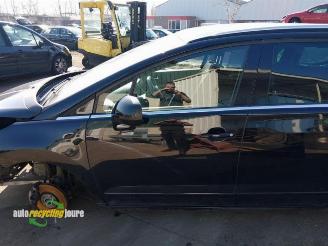 Peugeot 5008 5008 I (0A/0E), MPV, 2009 / 2017 1.6 THP 16V picture 16