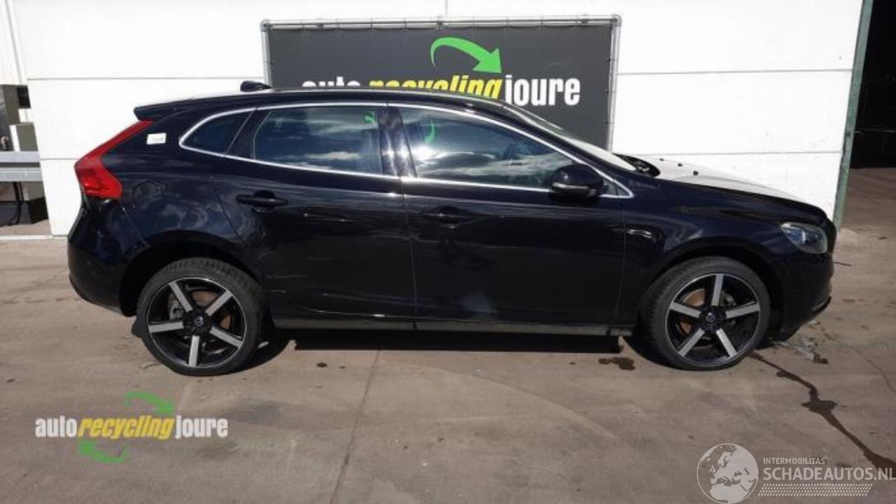 Volvo V-40 V40 (MV), Hatchback 5-drs, 2012 / 2019 2.0 D2 16V