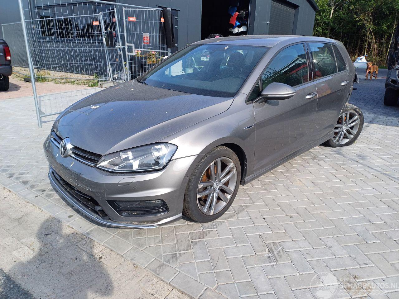 Volkswagen Golf 1.2 tsi rline