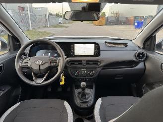 Hyundai I-10 1.0 46Kw Navi  286 KM!!!! picture 15