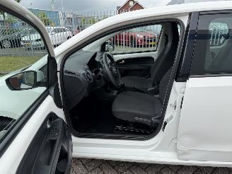 Volkswagen Up! 1.0 BMT Euro6 AIRCO picture 10