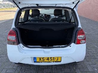 Renault Twingo 1.2 43kw Acces picture 13