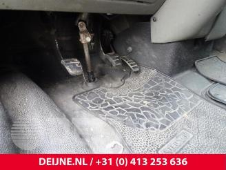 Nissan Interstar Interstar (X70), Van, 2002 / 2010 1.9 dCi picture 21