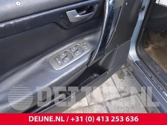 Volvo S-60 S60 I (RS/HV), Sedan, 2000 / 2010 2.4 20V 140 picture 24