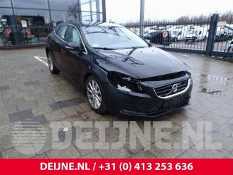 Uttjänta bilar auto Volvo V-40 V40 (MV), Hatchback 5-drs, 2012 / 2019 1.6 D2 2013