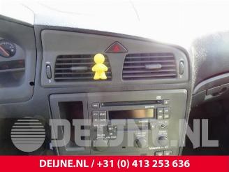 Volvo S-60 S60 I (RS/HV), Sedan, 2000 / 2010 2.4 20V Bi-fuel LPG picture 35