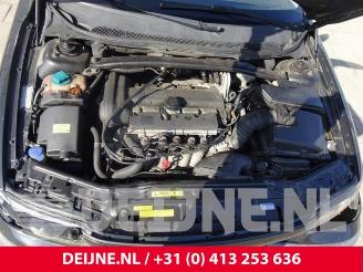 Volvo S-60 S60 I (RS/HV), Sedan, 2000 / 2010 2.4 20V Bi-fuel LPG picture 9