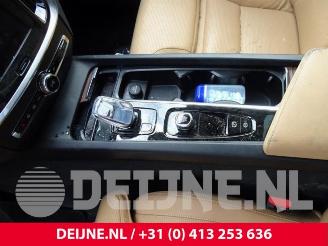 Volvo V-60 V60 II (ZW), Combi, 2018 2.0 B3 16V Mild Hybrid Geartronic picture 27