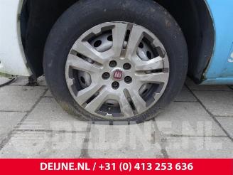 Fiat Doblo Doblo Cargo (263), Van, 2010 1.3 MJ 16V DPF Euro 5 picture 34