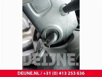 Renault Trafic Trafic (1FL/2FL/3FL/4FL), Van, 2014 1.6 dCi 90 picture 28