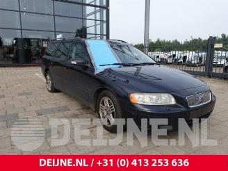 Coche siniestrado Volvo V-70 V70 (SW), Combi, 1999 / 2008 2.4 D5 20V 2007/1
