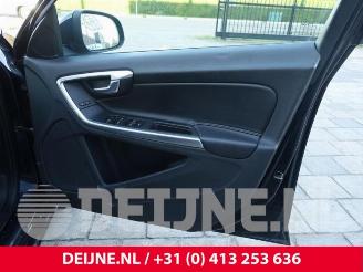 Volvo S-60 S60 II (FS), Sedan, 2010 / 2018 2.0 D4 16V picture 29