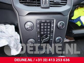 Volvo V-40 V40 (MV), Hatchback 5-drs, 2012 / 2019 2.0 D2 16V picture 24