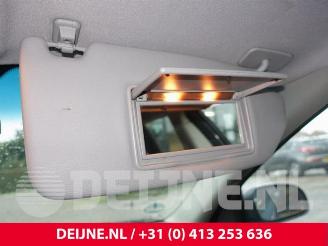 Volvo V-70 V70 (SW), Combi, 1999 / 2008 2.4 20V 170 picture 24