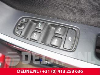 Volvo V-60 V60 I (FW/GW), Combi, 2010 / 2018 2.0 D3 20V picture 29