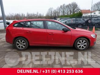 Volvo V-60 V60 I (FW/GW), Combi, 2010 / 2018 2.0 D3 20V picture 8