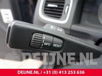 Volvo V-60 V60 I (FW/GW), Combi, 2010 / 2018 1.6 T3 16V picture 23