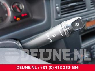 Volvo S-60 S60 I (RS/HV), Sedan, 2000 / 2010 2.4 20V 140 picture 26