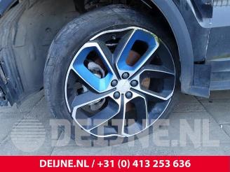 Lynk & Co 01 01, SUV, 2018 1.5 PHEV picture 10