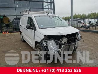 Coche siniestrado Toyota ProAce ProAce City, Van, 2019 1.2 VVT-i 110 2022/11