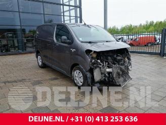 Salvage car Peugeot Expert Expert (V1/VA/VB/VE/VF/VT/VY), Van, 2016 2.0 Blue HDi 120 16V 2017/11