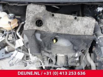 Peugeot Expert Expert (V1/VA/VB/VE/VF/VT/VY), Van, 2016 2.0 Blue HDi 120 16V picture 35