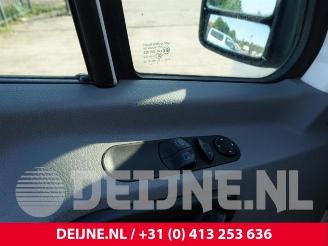 Volkswagen Crafter Crafter, Van, 2011 / 2016 2.0 BiTDI picture 23