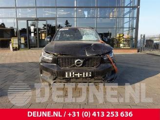 Volvo XC40 XC40 (XZ), SUV, 2017 1.5 T4 Plug-in Hybrid 12V picture 2