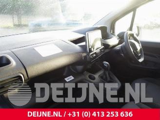 Peugeot Partner Partner (EF/EU), Van, 2018 1.5 BlueHDi 100 picture 17