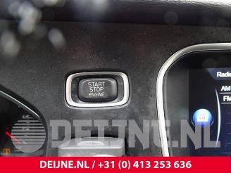 Volvo V-40 V40 (MV), Hatchback 5-drs, 2012 / 2019 2.0 D2 16V picture 17