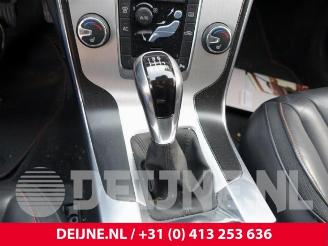 Volvo V-60 V60 I (FW/GW), Combi, 2010 / 2018 2.0 T3 16V picture 22