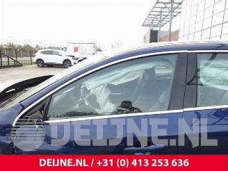 Volvo V-60 V60 I (FW/GW), Combi, 2010 / 2018 2.0 T3 16V picture 13