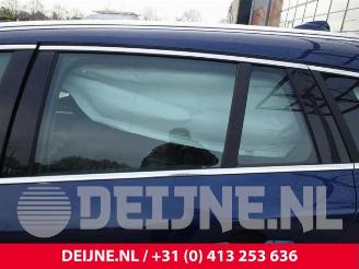 Volvo V-60 V60 I (FW/GW), Combi, 2010 / 2018 2.0 T3 16V picture 32