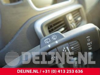 Volvo V-40 V40 (MV), Hatchback 5-drs, 2012 / 2019 1.6 D2 picture 26