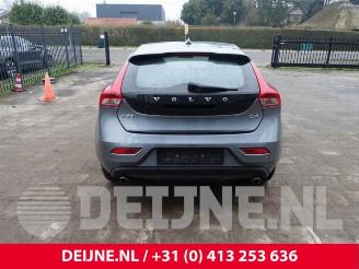 Volvo V-40 V40 (MV), Hatchback 5-drs, 2012 / 2019 2.0 D4 16V picture 6