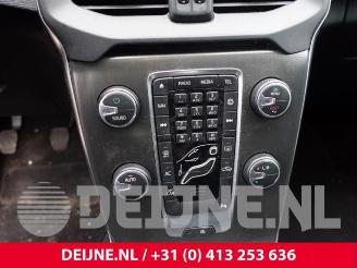 Volvo V-40 V40 (MV), Hatchback 5-drs, 2012 / 2019 2.0 D4 16V picture 28