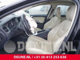 Volvo V-60 V60 I (FW/GW), Combi, 2010 / 2018 2.4 D6 20V Plug-in Hybrid AWD picture 19