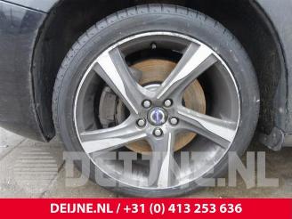 Volvo V-60 V60 I (FW/GW), Combi, 2010 / 2018 2.4 D6 20V Plug-in Hybrid AWD picture 11